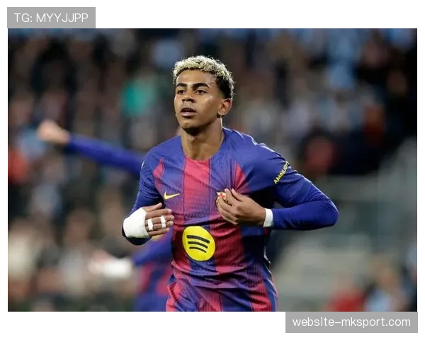 西甲裁判委员会认为姆巴佩被肘击遭漏判，VAR争议再起